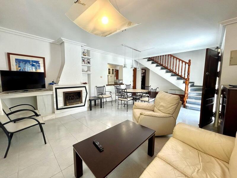 4 Cuarto Villa en venta