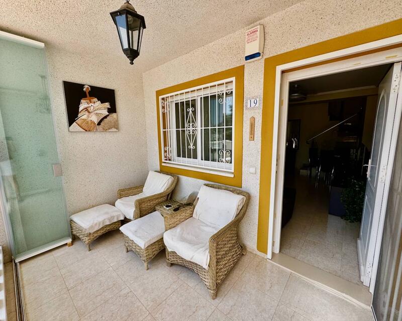 2 Cuarto Villa en venta