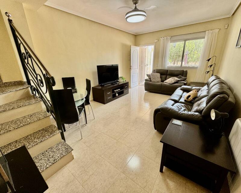 2 Cuarto Villa en venta