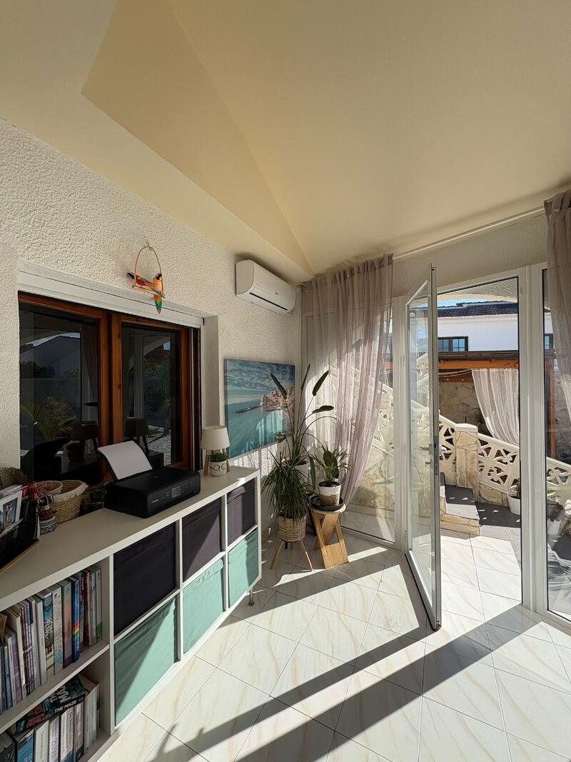 4 Cuarto Villa en venta