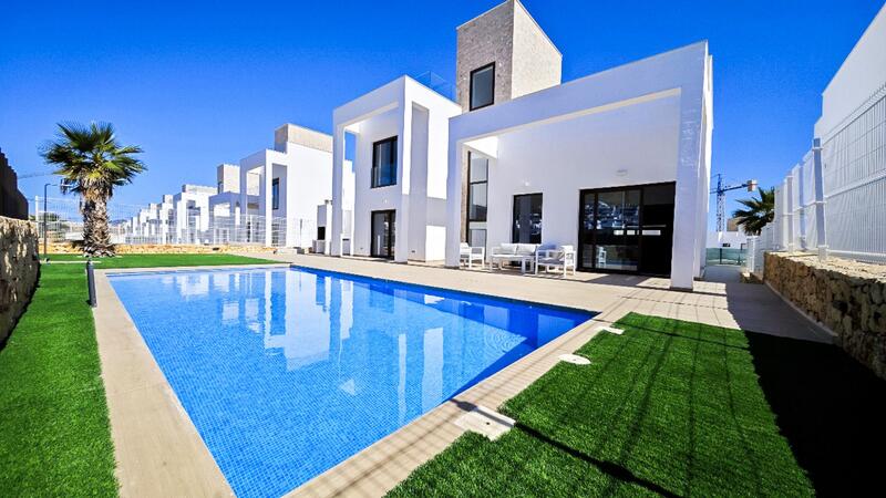 Villa for sale in Finestrat, Alicante