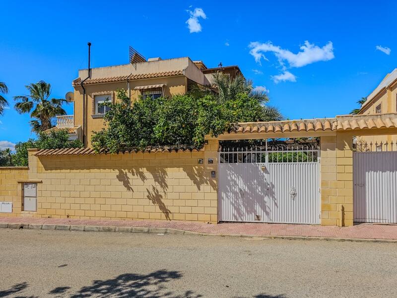 Villa till salu i Ciudad Quesada, Alicante