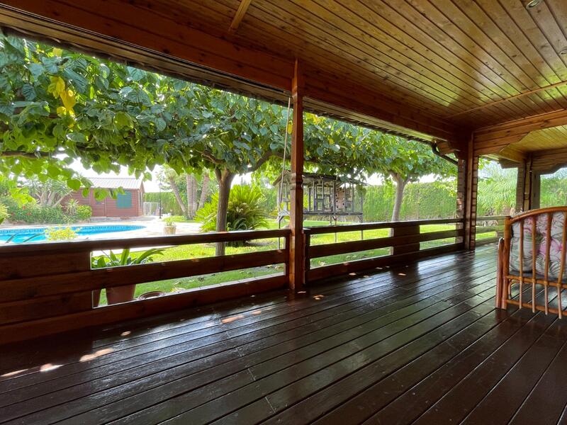 4 Cuarto Villa en venta