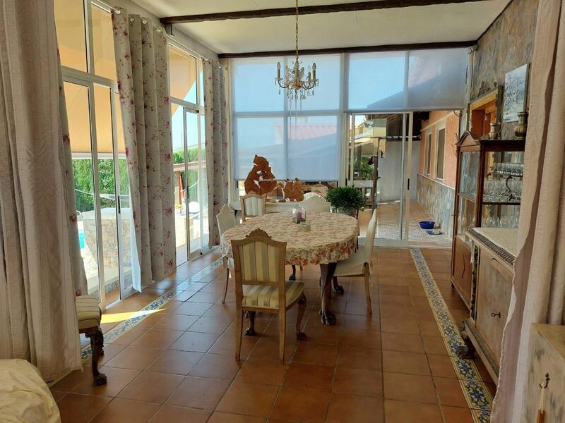 4 slaapkamer Landhuis Te koop