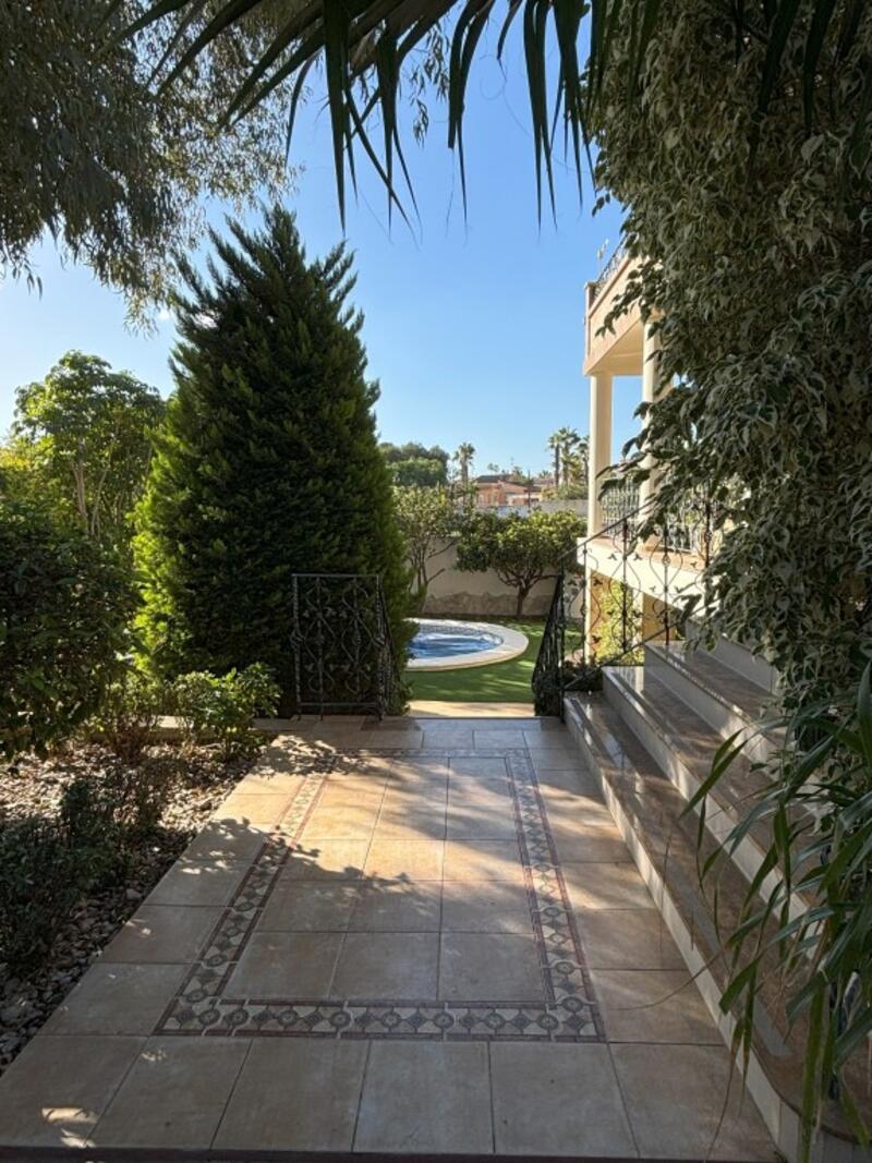 5 slaapkamer Villa Te koop