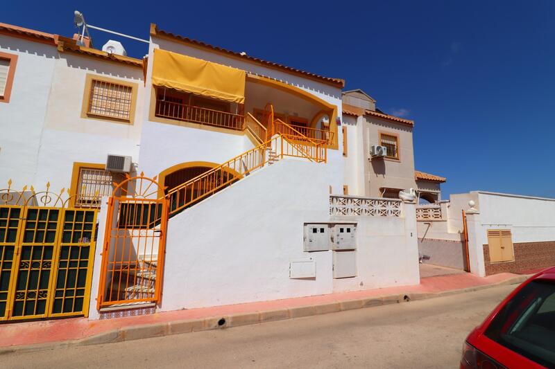 квартира продается в Torrevieja, Alicante