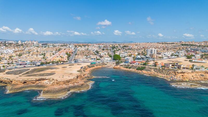 Apartamento en venta en Torrevieja, Alicante