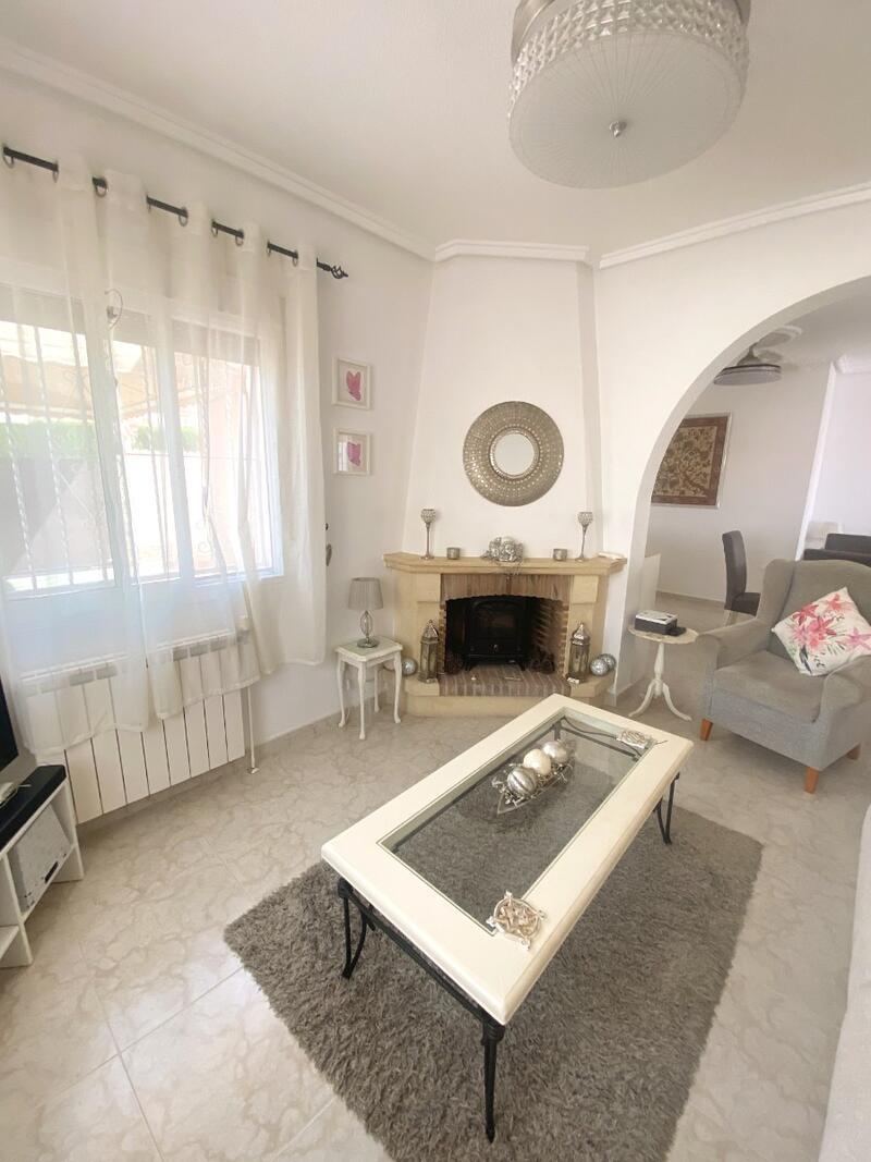 2 Schlafzimmer Villa zu verkaufen