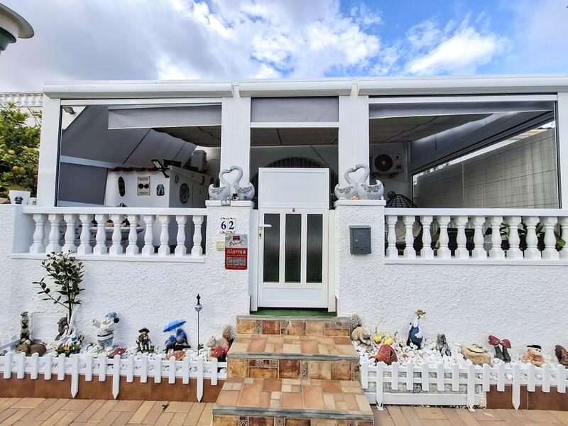 городская тюрьма продается в Torrevieja, Alicante