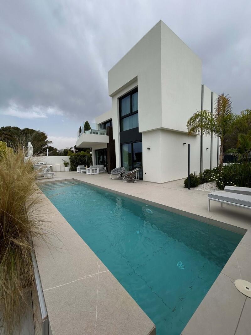 6 slaapkamer Villa Te koop