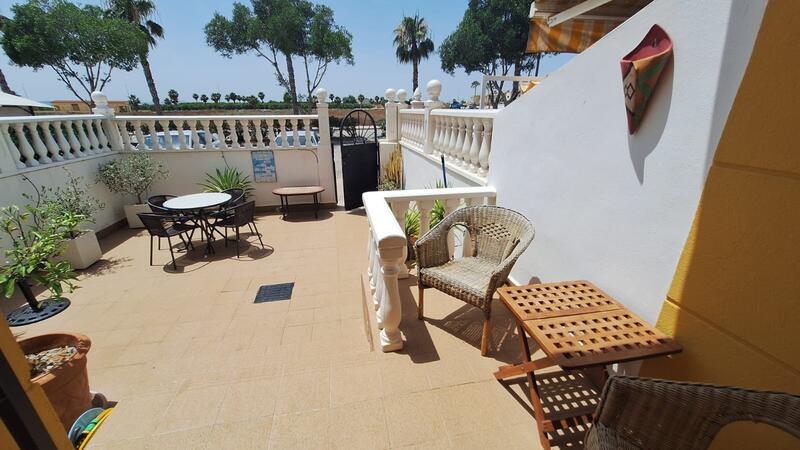 2 Cuarto Villa en venta