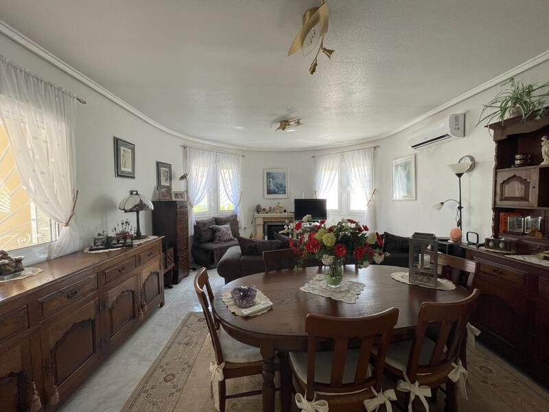 4 slaapkamer Villa Te koop