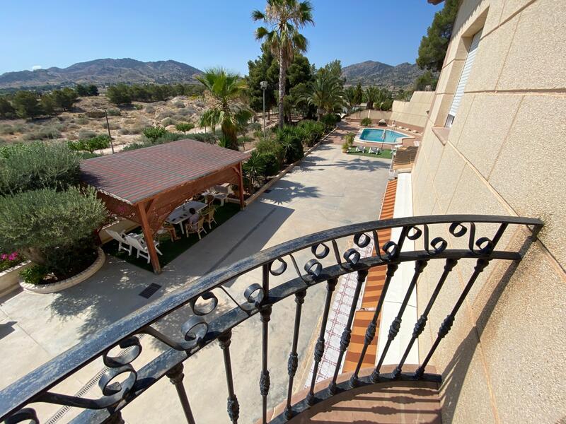 5 bedroom Villa for sale