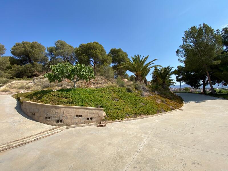 5 bedroom Villa for sale