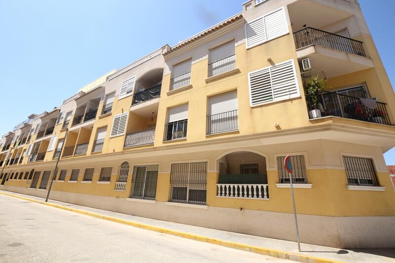 квартира продается в Formentera del Segura, Alicante