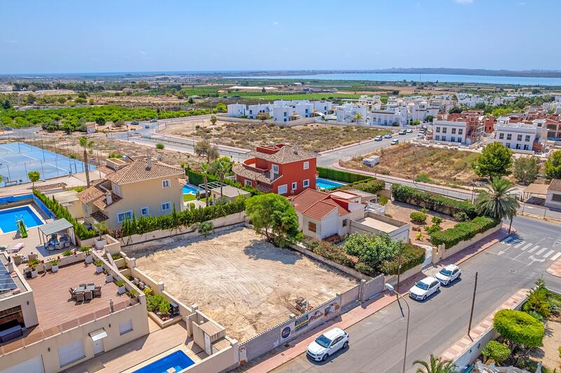 Land til salgs i Ciudad Quesada, Alicante