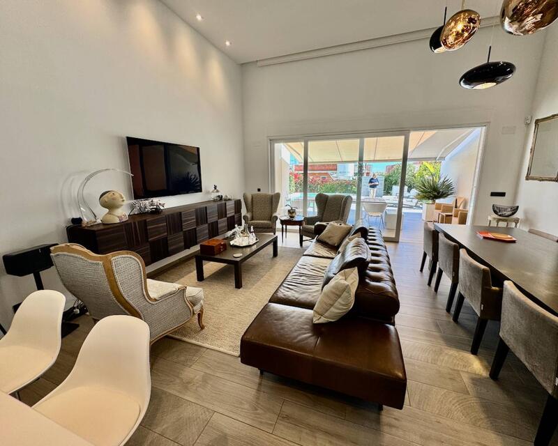 2 Cuarto Villa en venta