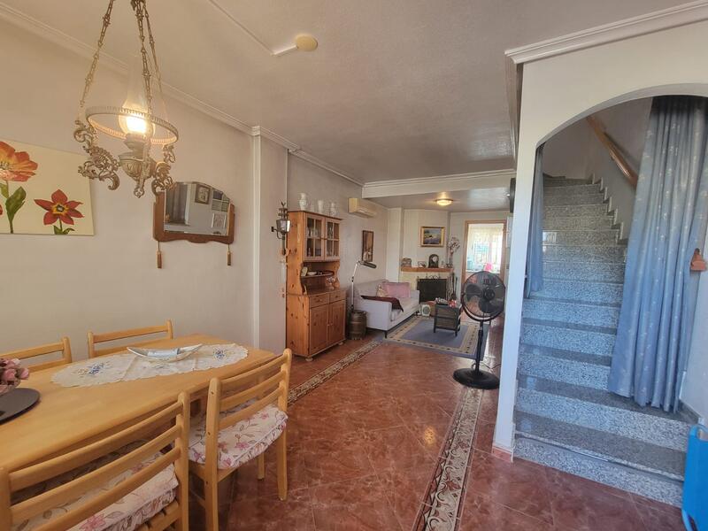 3 bedroom Townhouse for sale