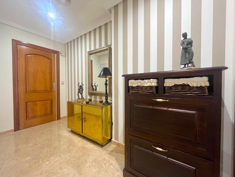 3 bedroom Apartment for sale