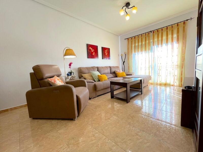 3 bedroom Apartment for sale