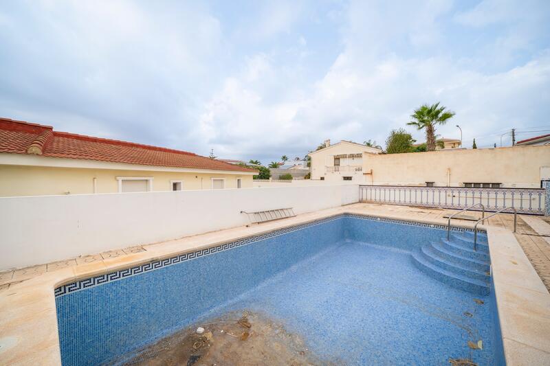 2 bedroom Villa for sale
