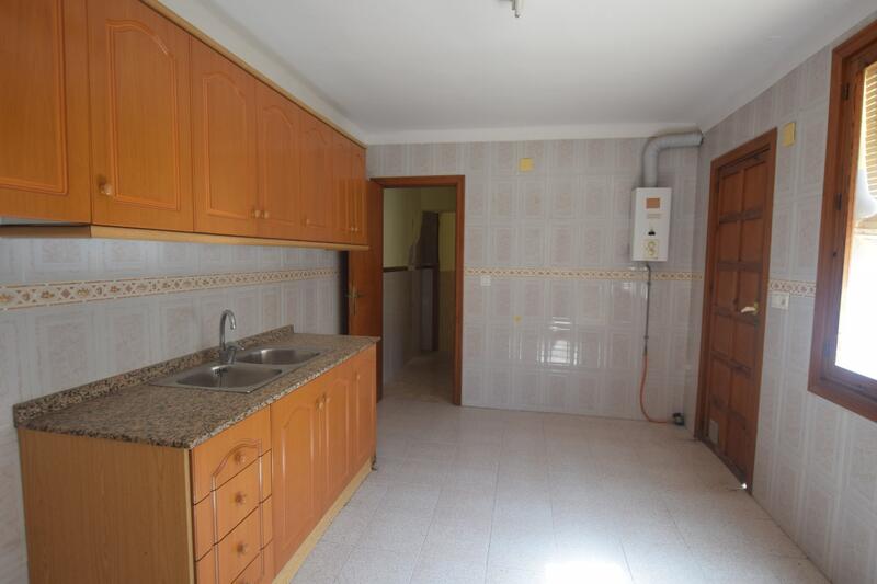 2 bedroom Townhouse for sale