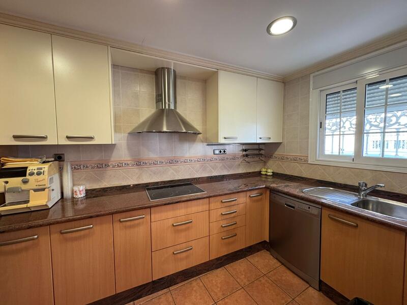 1 bedroom Townhouse for sale