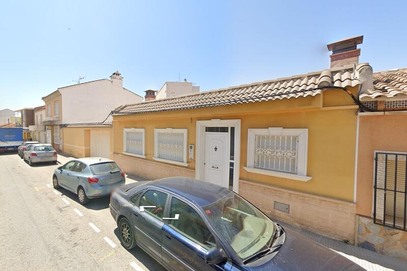 1 bedroom Townhouse for sale