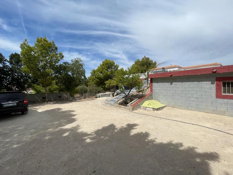 4 bedroom Villa for sale