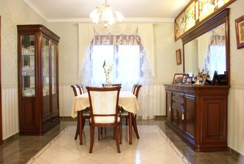 5 bedroom Villa for sale