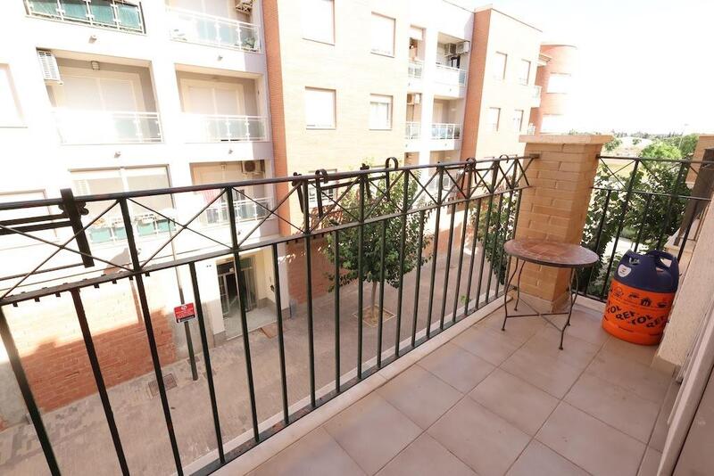 Erhvervsejendom til salg i Pilar de la Horadada, Alicante