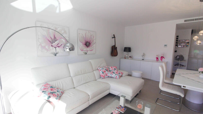 3 slaapkamer Grotwoning Te koop
