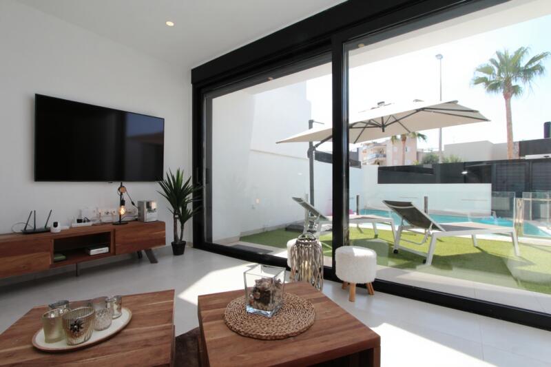 3 Cuarto Villa en venta