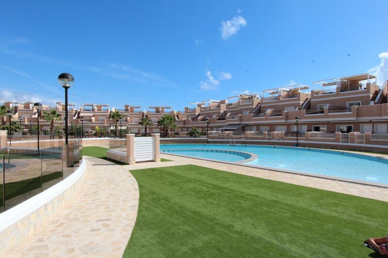 3 bedroom Apartment for sale
