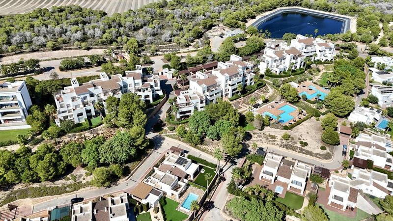 3 bedroom Commercial Property for sale