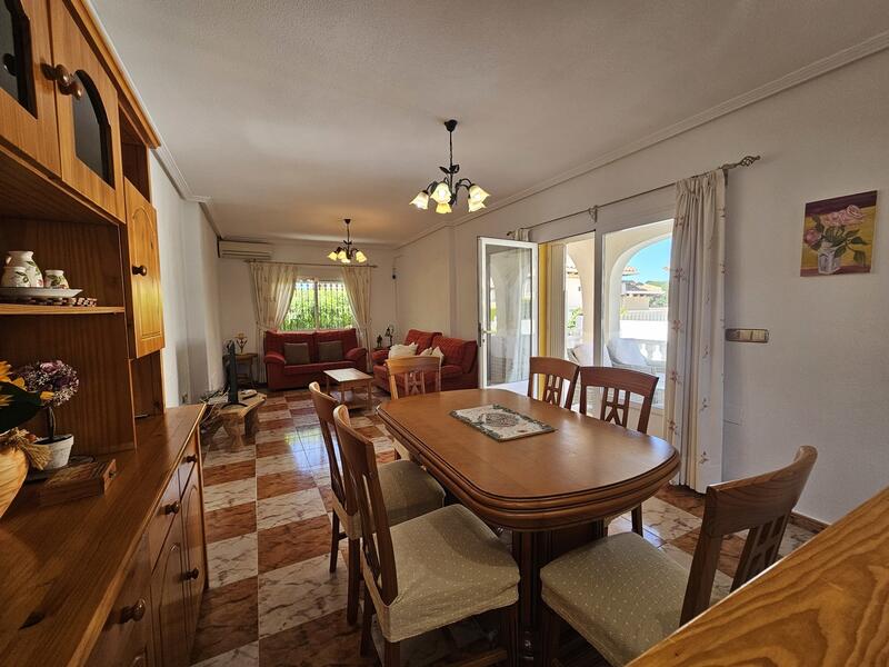 4 bedroom Cave House for sale