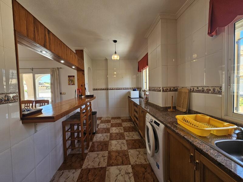 4 bedroom Cave House for sale