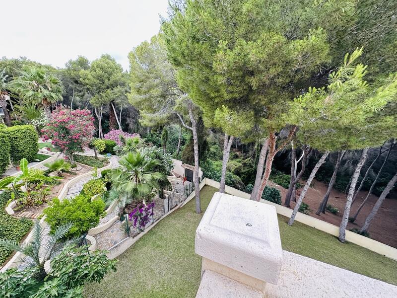 4 bedroom Cave House for sale