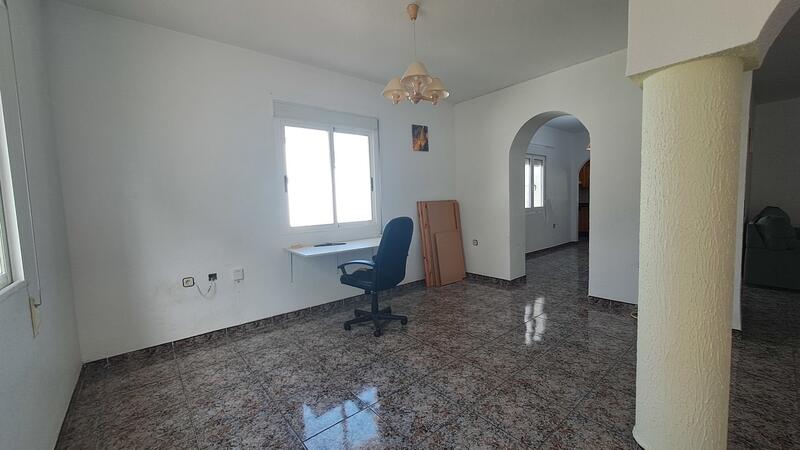 5 bedroom Cave House for sale