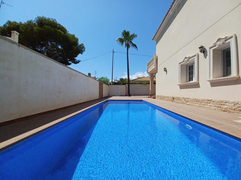 5 bedroom Cave House for sale
