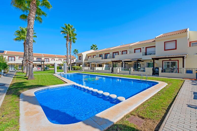Stadthaus zu verkaufen in Ciudad Quesada, Alicante