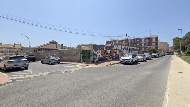 1 Cuarto Terrenos en venta