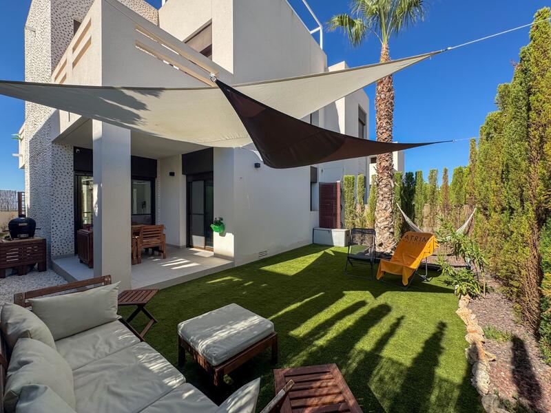 Gezinswoning Te koop in Algorfa, Alicante