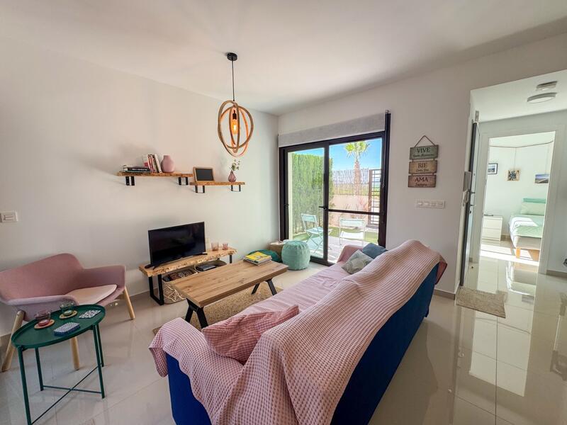2 bedroom Townhouse for sale