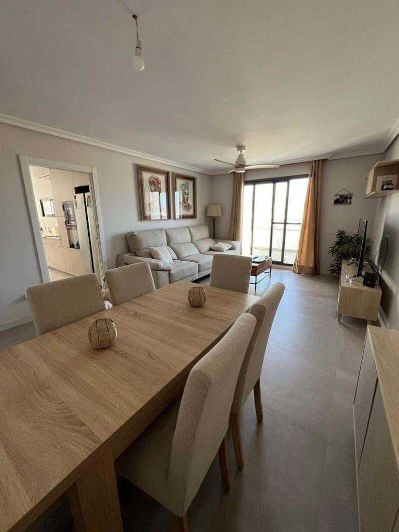3 bedroom Apartment for sale