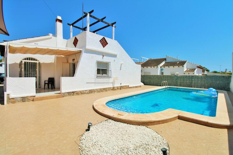 3 Cuarto Villa en venta