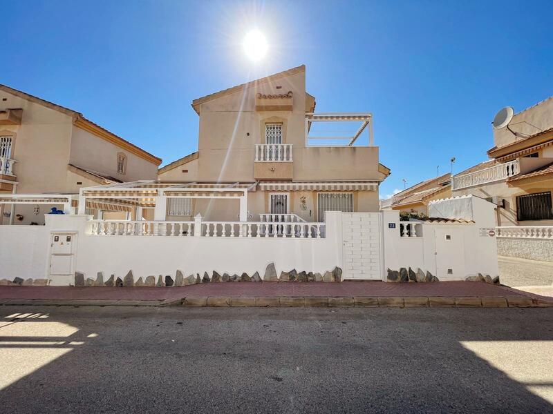 Villa zu verkaufen in Ciudad Quesada, Alicante