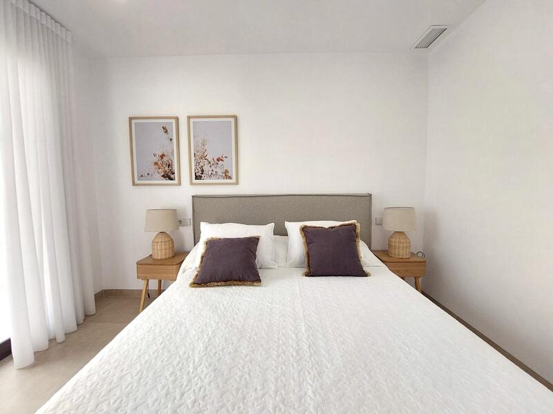 3 slaapkamer Grotwoning Te koop