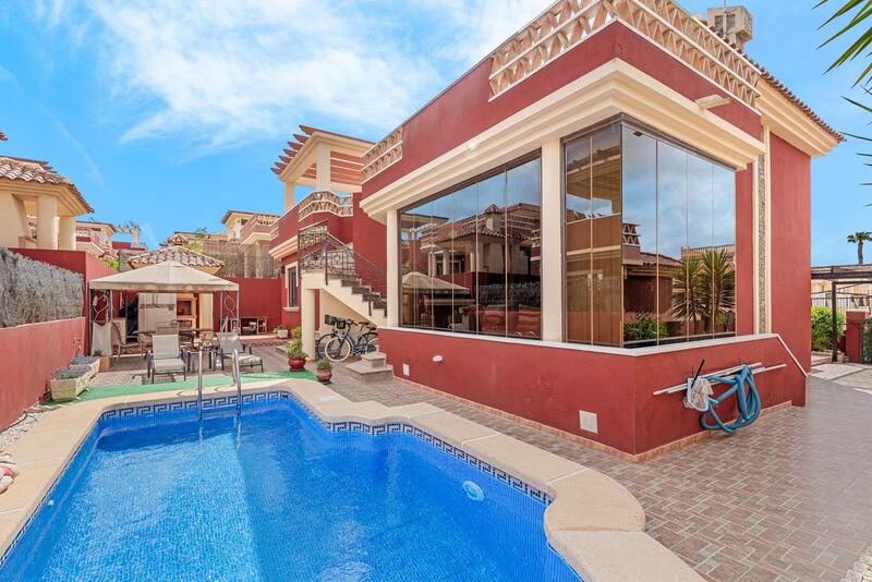3 bedroom Villa for sale