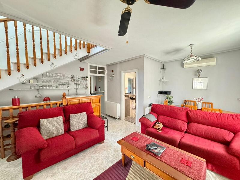 3 soverom Grottehuset til salgs